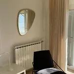 By The Sea Apartman *